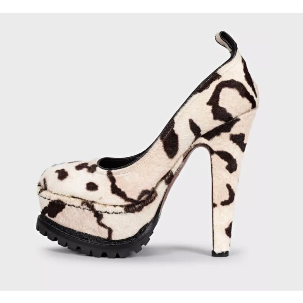 Alaïa White Pony Hair Animal Print Platform Pumps sz.37